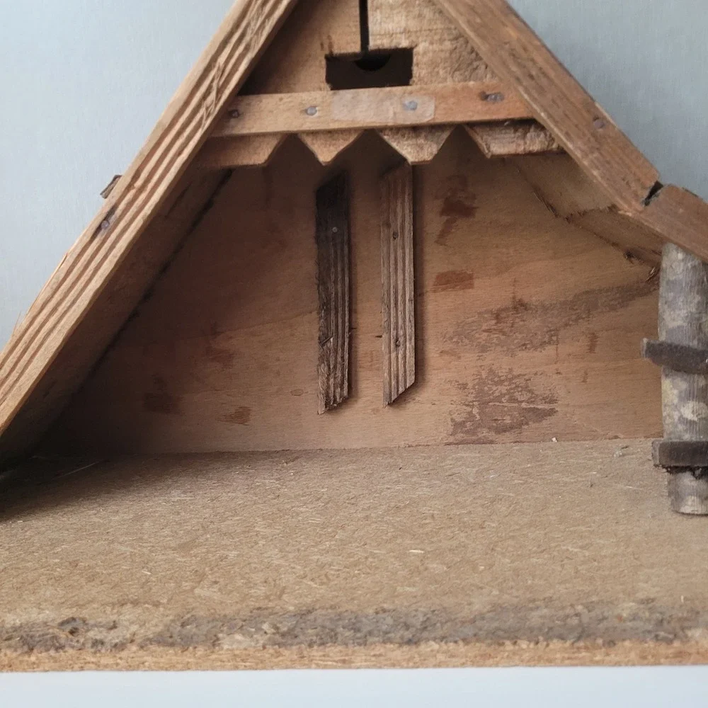 Vintage Hand Crafted Wooden Nativity Stable Manger Italy Rustic Straw Creche